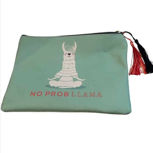Ruby & Cash No Prob Llama Makeup Bag - Picture 1 of 4